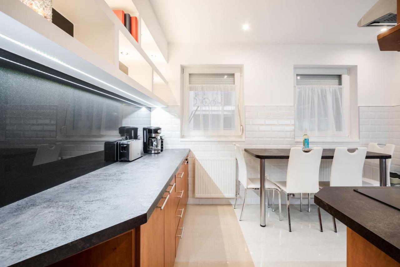 Bpr Garay Suite With Rooftop Terrace & A/C Budapešť Exteriér fotografie